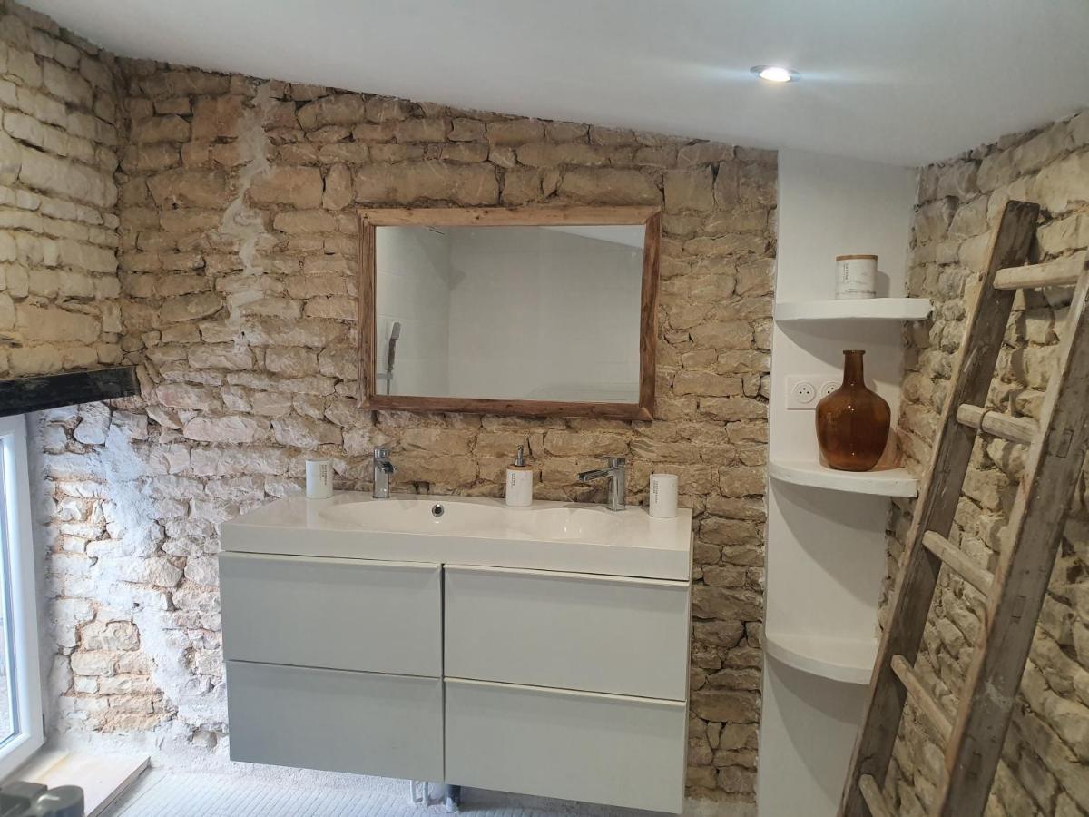 Appartement La P'tite Écurie à Saint-Jean-de-Liversay Extérieur photo