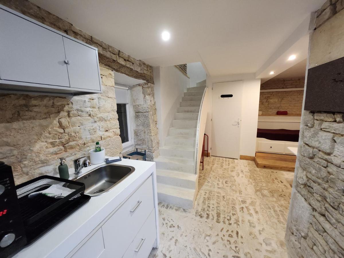 Appartement La P'tite Écurie à Saint-Jean-de-Liversay Extérieur photo